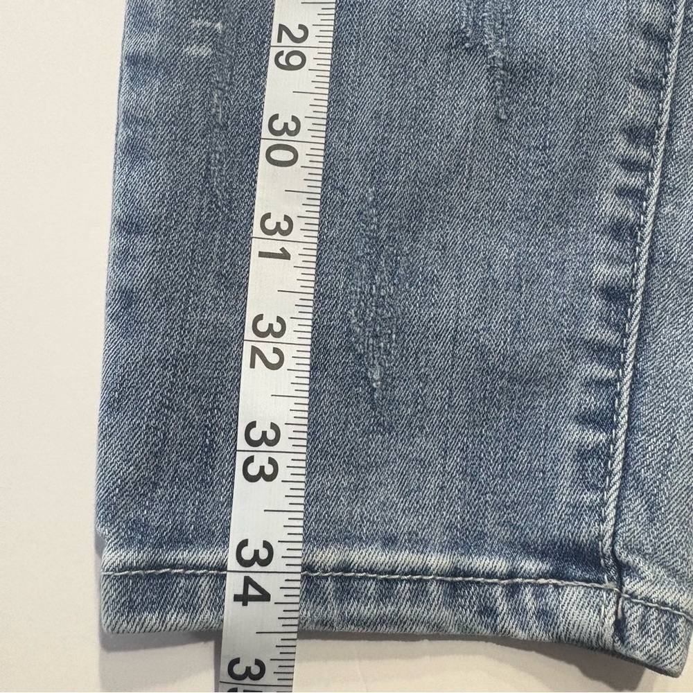 Judy Blue Relaxed Fit Distressed Jeans Size 31 Medium Wash - Picture 2 of 13